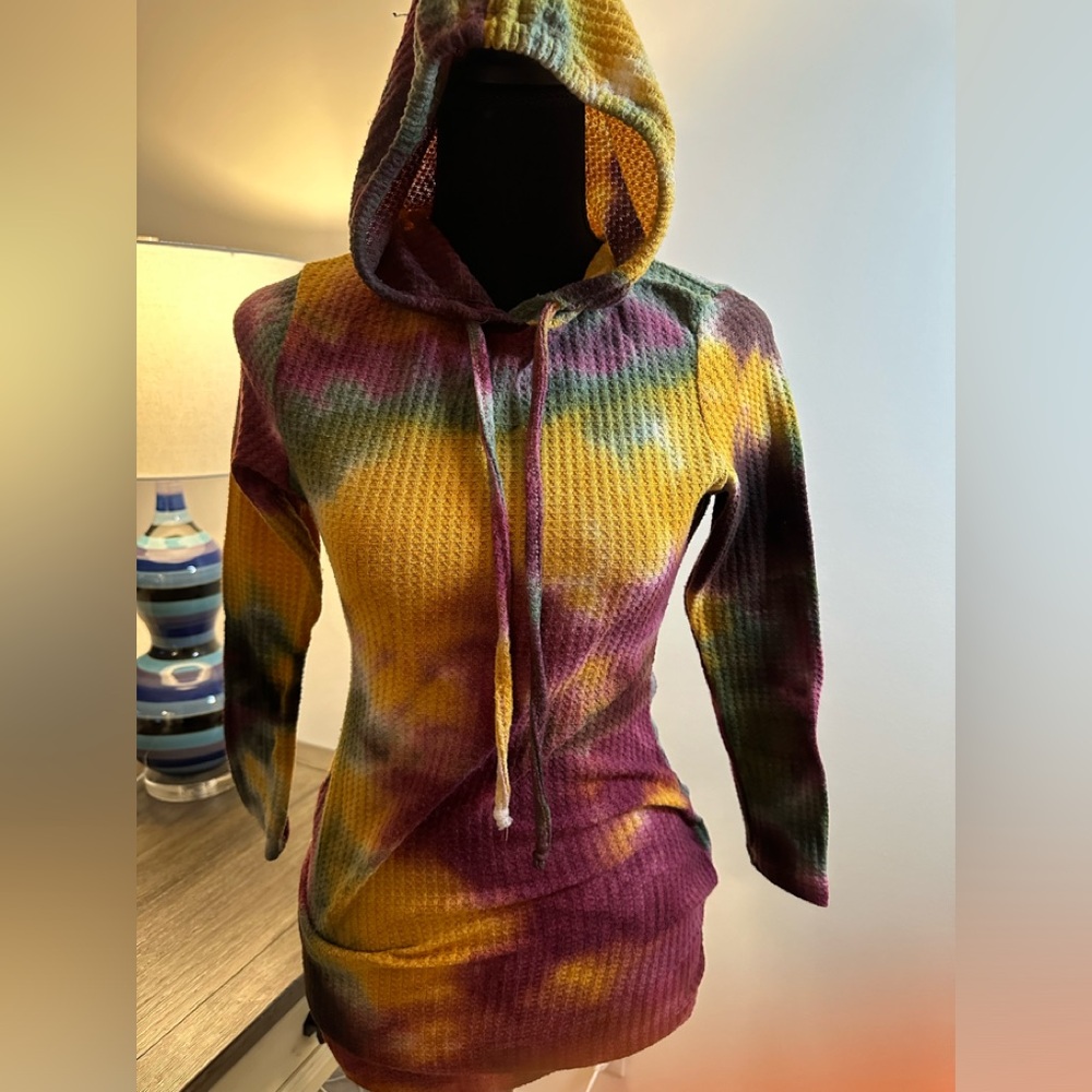 Cacia Tie Dye Hoodie